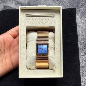 VANNA Rose Gold Bracelet Watch with Blue Pearl Dial for Women